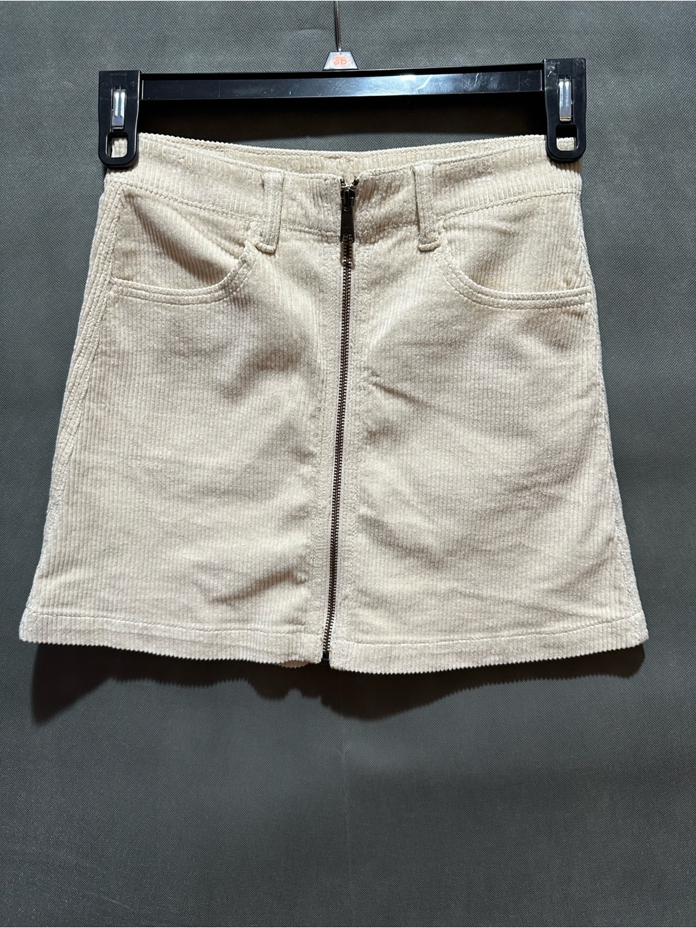 American Eagle Cream Corduroy Full Zip Mini Skirt Super Stretch Size 00 Regular